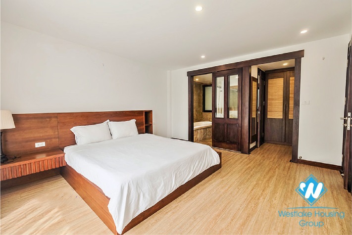 Brightly and cozy three bedrooms apartment for lease in Xuan Dieu, Tay Ho